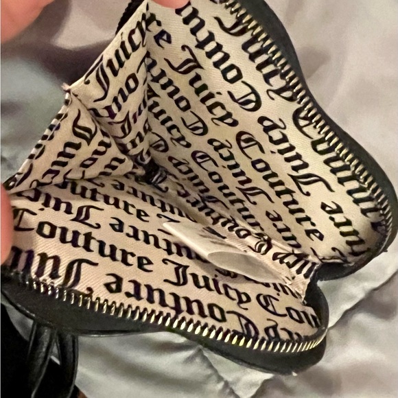 Heart Coin Purse - Picture 7 of 7